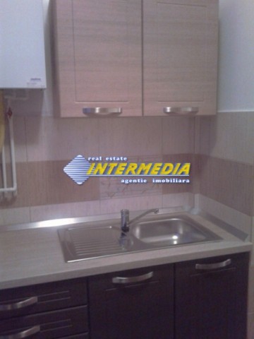 apartament-4-camere-de-inchiriat-centru-8